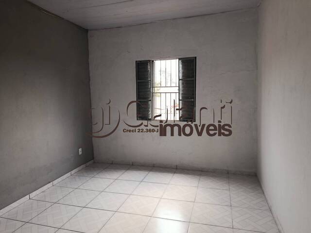 #8206 - Casa para Locação em Marília - SP - 2