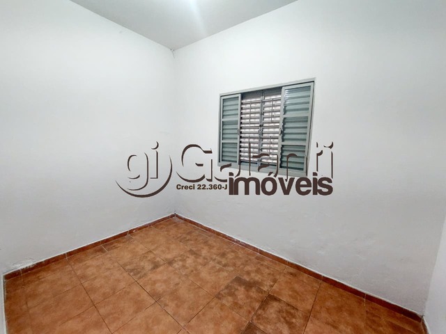 #8221 - Casa para Locação em Marília - SP - 3