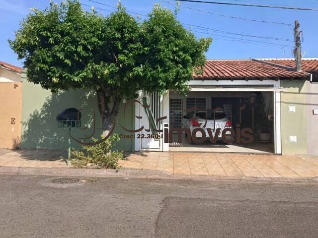 #8223 - Casa para Venda em Marília - SP - 1