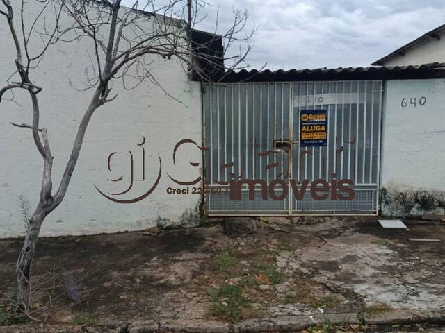 #8235 - Casa para Locação em Marília - SP - 1