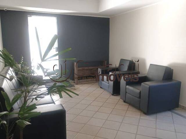 #8252 - Apartamento para Locação em Marília - SP - 2