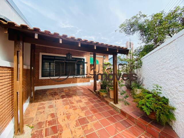 #8262 - Casa para Locação em Marília - SP - 2