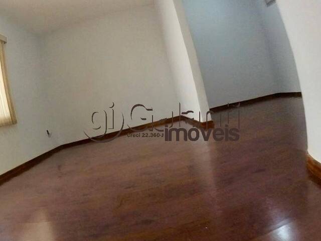 #8273 - Casa para Venda em Marília - SP - 3