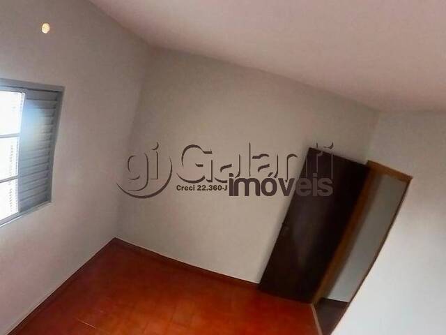 #8273 - Casa para Venda em Marília - SP - 2