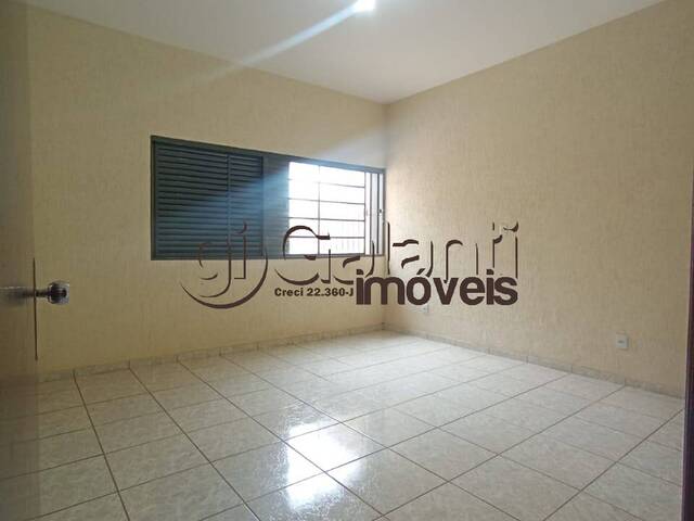 #8276 - Casa para Venda em Guaimbê - SP - 3