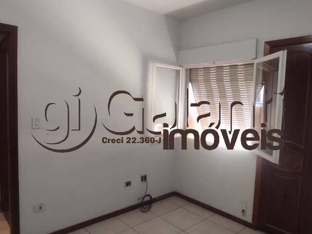 #8284 - Apartamento para Venda em Marília - SP - 2