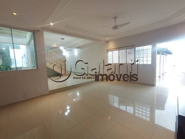 #8296 - Casa para Venda em Marília - SP - 1