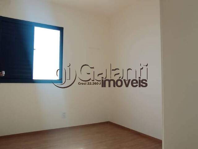 Apartamento para Venda em Marília - 4
