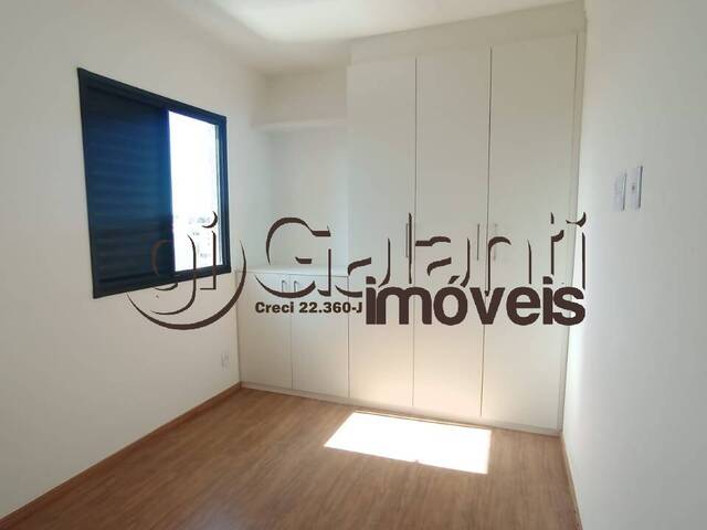 Apartamento para Venda em Marília - 5