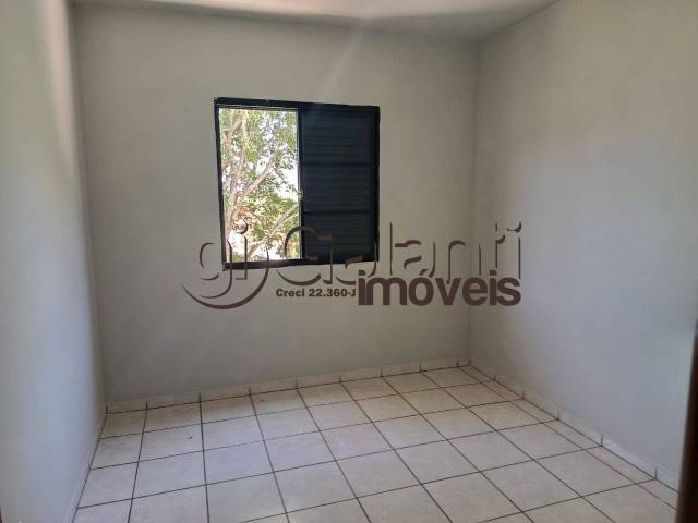 #8312 - Apartamento para Venda em Marília - SP - 2