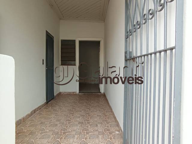 #8327 - Casa para Venda em Marília - SP - 2