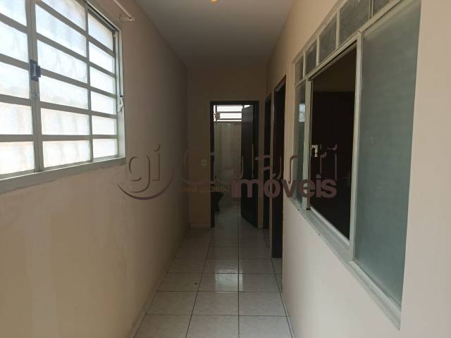 #8352 - Casa para Locação em Marília - SP - 2