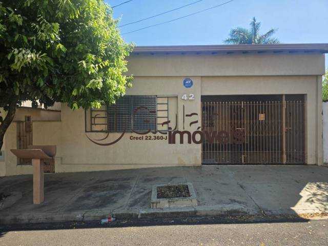 #8276 - Casa para Venda em Marília - SP - 1