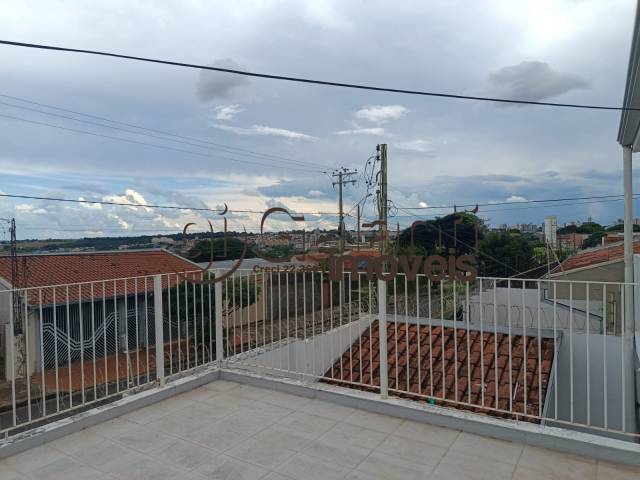 #8401 - Casa para Locação em Marília - SP - 2