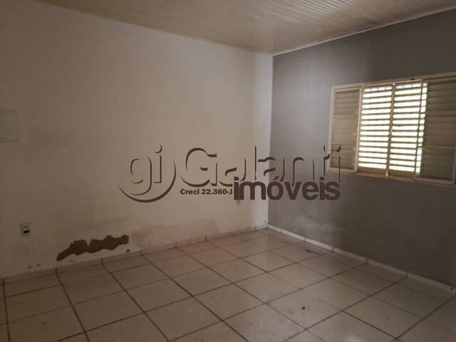 #8425 - Casa para Locação em Marília - SP - 3