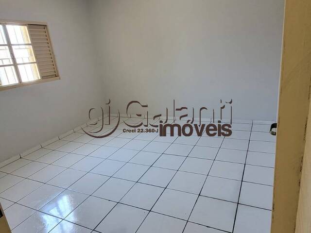 #8376 - Casa para Locação em Marília - SP - 3