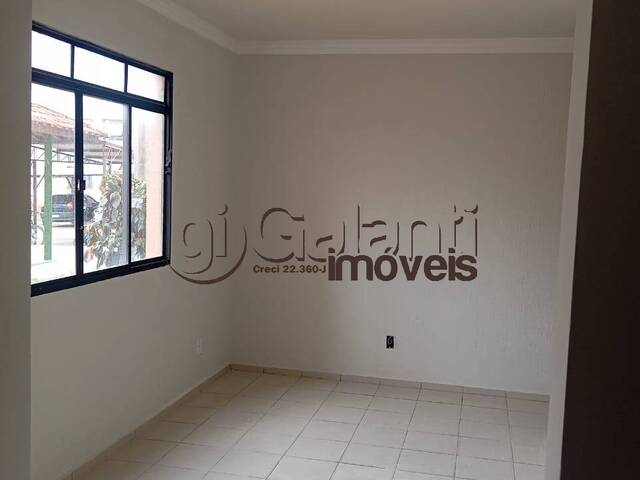 #8430 - Apartamento para Venda em Marília - SP - 2