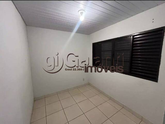 #8445 - Casa para Locação em Marília - SP - 2