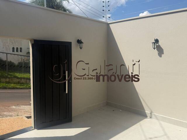 #8482 - Casa para Locação em Marília - SP - 3