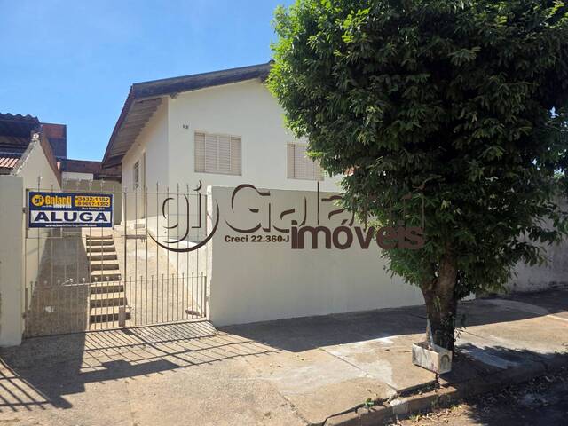 #4765 - Casa com Edícula para Locação em Marília - SP