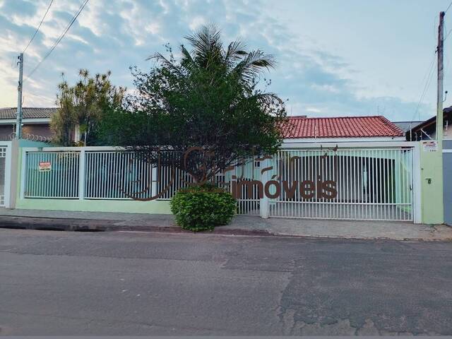 #8565 - Casa para Venda em Marília - SP - 1