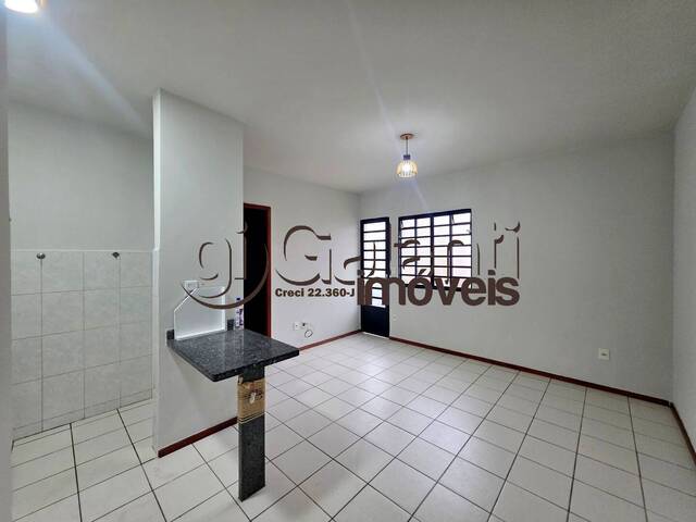 #6548 - Apartamento para Locação em Marília - SP
