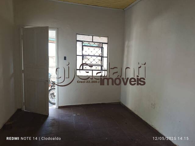 #8585 - Casa para Venda em Marília - SP - 2