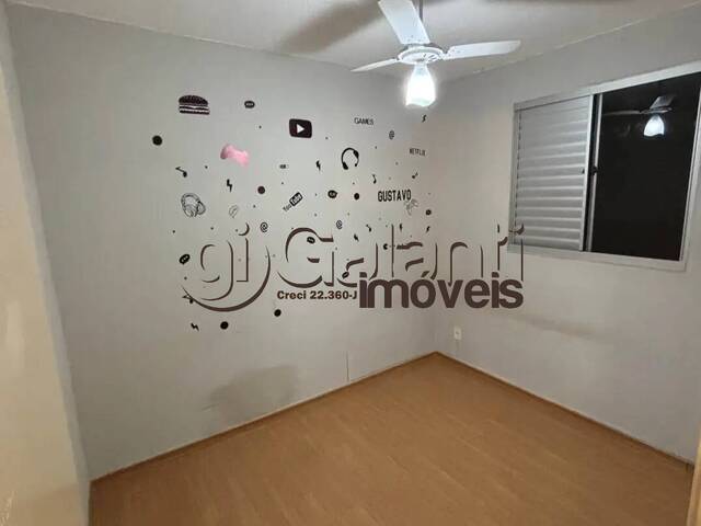 #8590 - Apartamento para Locação em Marília - SP