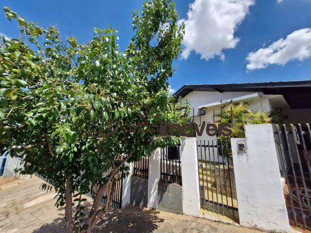 #8598 - Casa para Locação em Marília - SP - 1