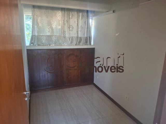 Apartamento para Venda em Marília - 5