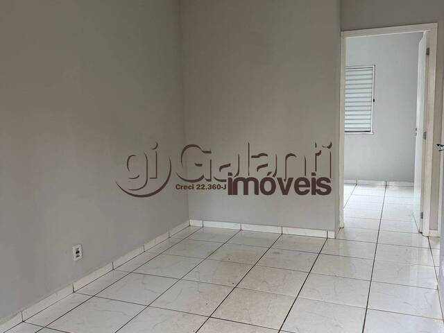 Apartamento para Venda em Marília - 4