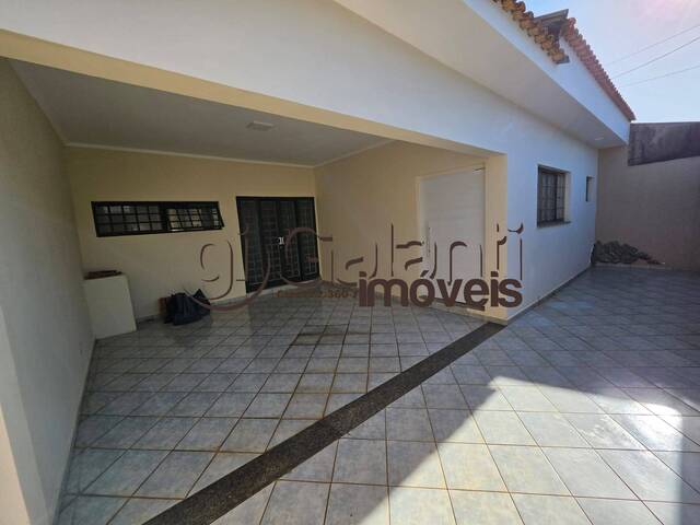 #8667 - Casa para Locação em Marília - SP - 2