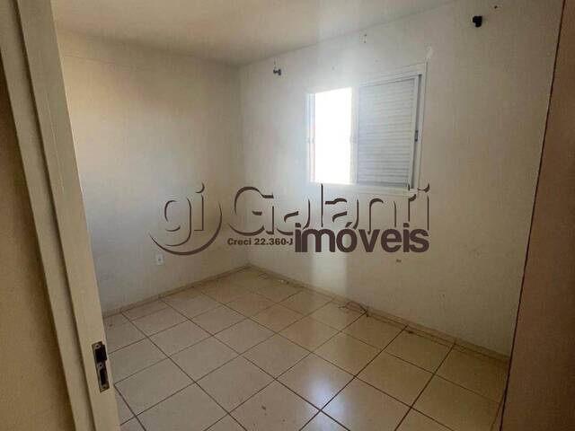 #8690 - Casa para Locação em Marília - SP - 2