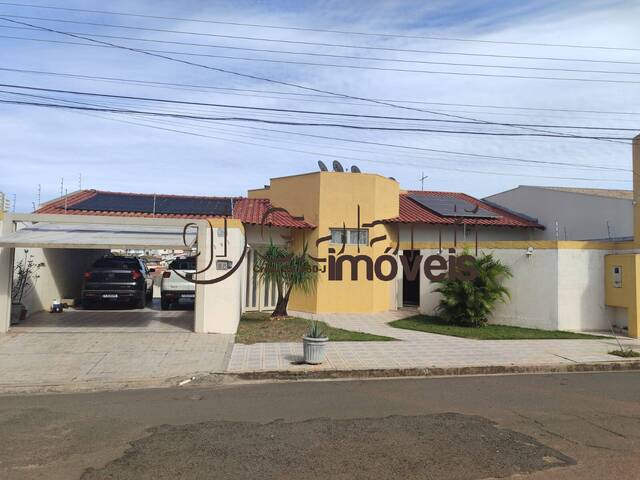 #8700 - Casa para Venda em Marília - SP - 1