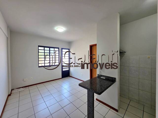 #8108 - Apartamento para Locação em Marília - SP