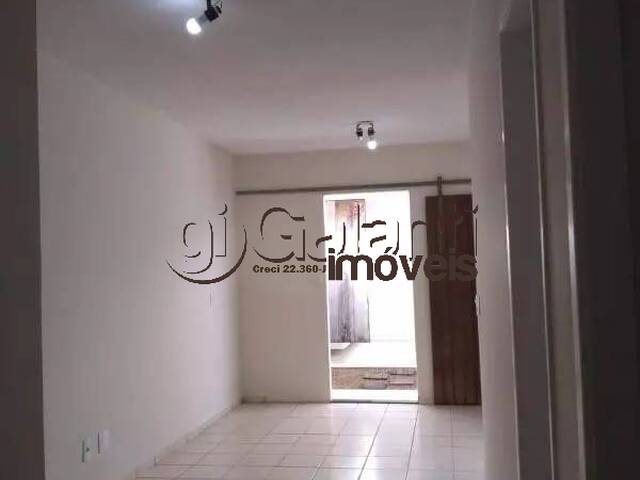 Casa em Condomínio para Locação em Marília - 4