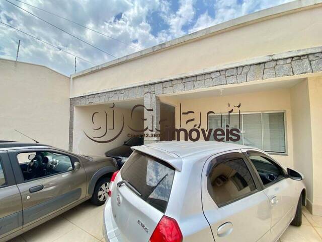 #8770 - Casa para Venda em Marília - SP - 2