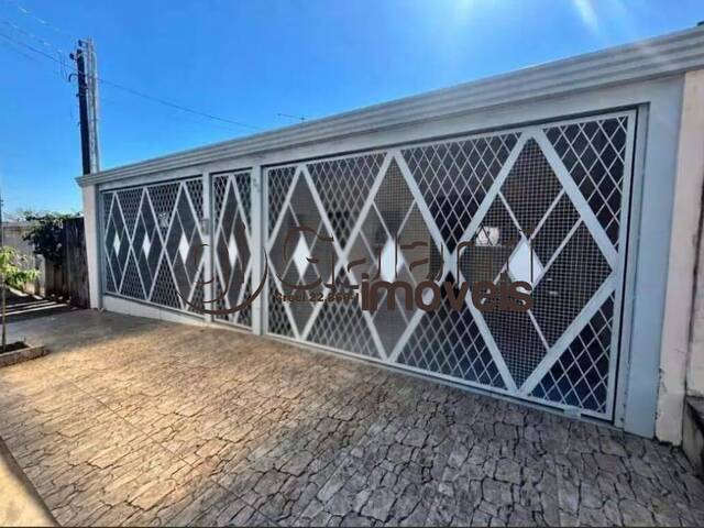 #8790 - Casa para Locação em Marília - SP - 1