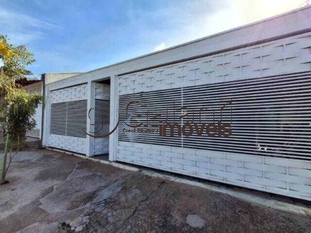 #8800 - Casa para Locação em Marília - SP - 1