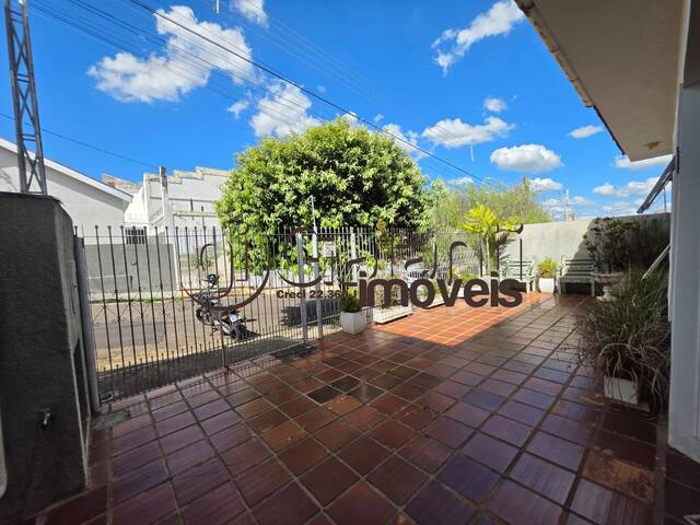 #8835 - Casa para Venda em Marília - SP - 2