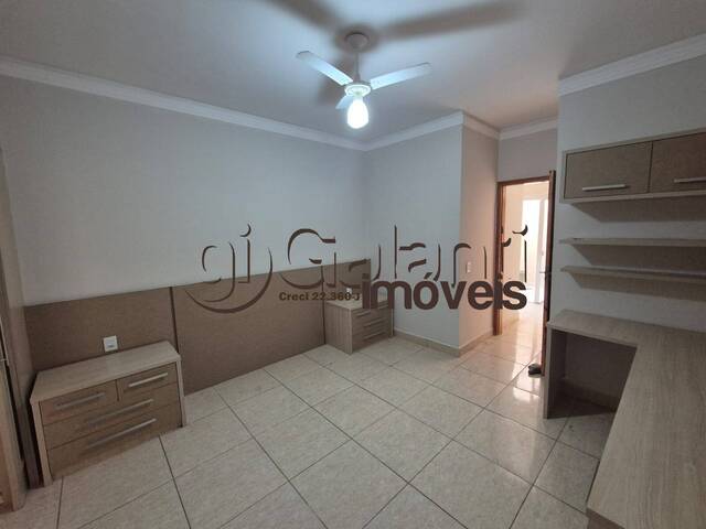 #8836 - Casa para Locação em Marília - SP - 2