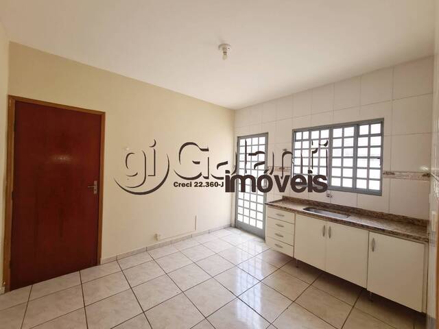 Casa para Venda em Marília - 4