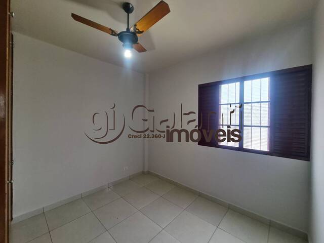 Apartamento para Venda em Marília - 4